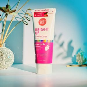 CATHY DOLL BRIGHT UP CLEANSING FOAM (150ML) MADE IN THAILAND