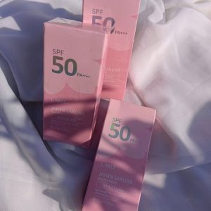 LAIKOU Japan Sakura Sunscreen SPF 50 PA+++ Moisture