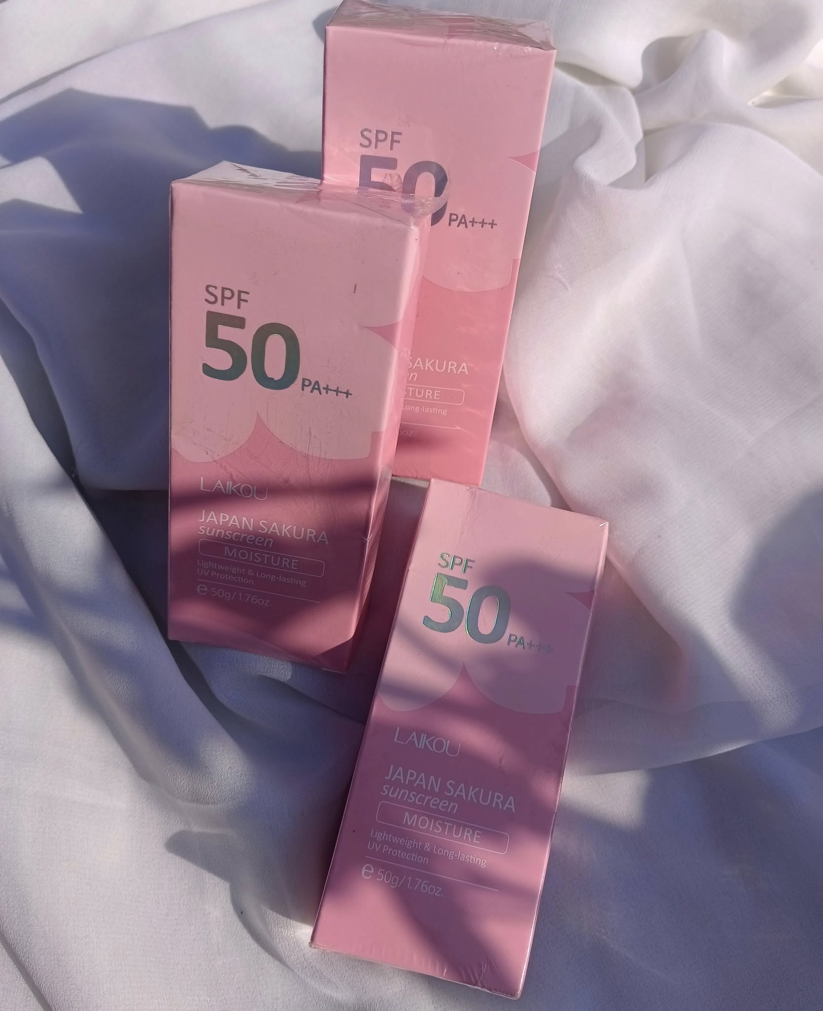 LAIKOU Japan Sakura Sunscreen SPF 50 PA+++ Moisture